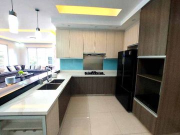 Spacious Elegant 2 Storey Townhouse for sale in Fairview near Commonwealth Quezon City