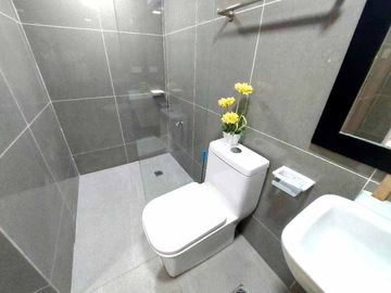 Spacious Elegant 2 Storey Townhouse for sale in Fairview near Commonwealth Quezon City
