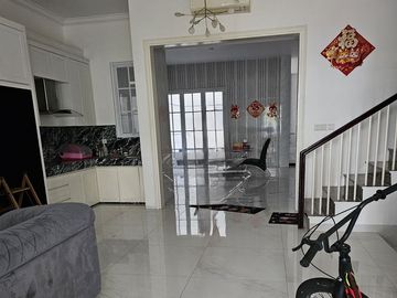 Villa komplek Citraland Gama City Cluster Pasadena - Victory