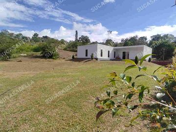 Vendo finca moderna en El Carmen, Dagua