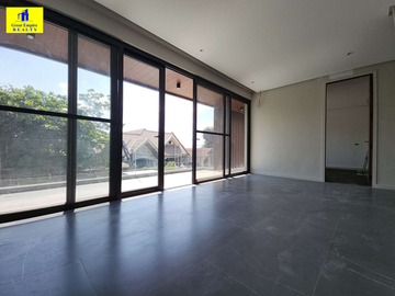 Swimming Pool Spacious House and Lot for sale in Filinvest 2 Batasan Hills near Commonwealth Quezon City  Near Filinvest 1, UP Diliman, Diliman Doctor