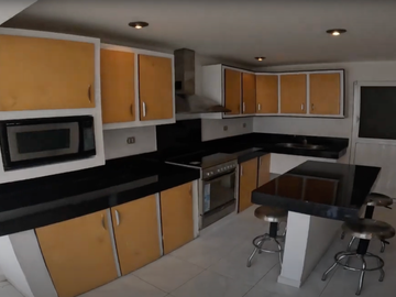 CASA EN VENTA EN VILLA DE LOS FRAILES, POCITOS, SAN MIGUEL DE ALLENDE CON JARDIN PRIVADO