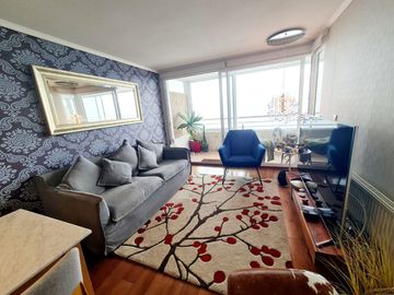 Se vende hermoso departamento completamente amoblado con vista al mar