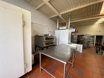 SE VENDE CASA CON USO COMERCIAL CENTRO HISTORICO TUNJA