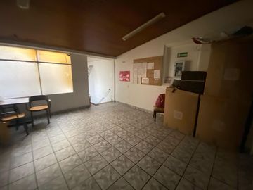 SE VENDE CASA CON USO COMERCIAL CENTRO HISTORICO TUNJA