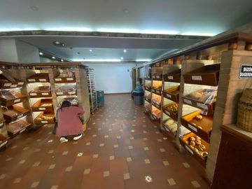 SE VENDE CASA CON USO COMERCIAL CENTRO HISTORICO TUNJA