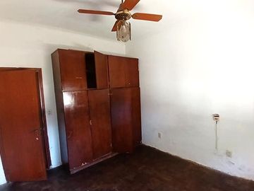 Casa en venta en Zona Sur: 3 dormitorios, 450 m² de terreno y quincho calefaccionado