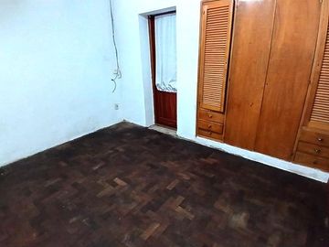 Casa en venta en Zona Sur: 3 dormitorios, 450 m² de terreno y quincho calefaccionado