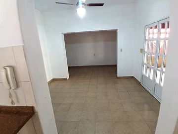 Casa en venta en Zona Sur: 3 dormitorios, 450 m² de terreno y quincho calefaccionado