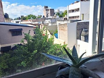 PH en venta en República de la Sexta: 63 m² cubiertos + 40 m² de terraza privada, ideal para vivir o invertir