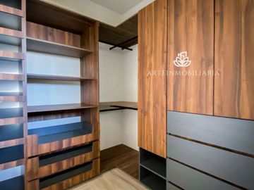 DEPARTAMENTO GRANDE DE LUJO CERCA ZONA ESMERALDA. 5 MIN GALERIAS ATIZAPAN