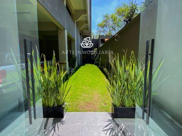 DEPARTAMENTO GRANDE DE LUJO CERCA ZONA ESMERALDA. 5 MIN GALERIAS ATIZAPAN