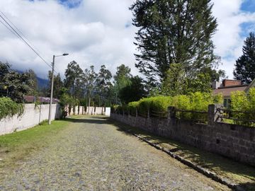 Vendo terreno 1.404 M2, Conocoto, Rivera, puente3