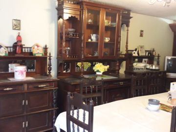 SAN ISIDRO VENDO HERMOSA CASA  CON JARDIN AMPLIO