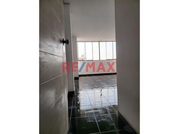 Alquiler De Departamento En El 4To Piso En La Avenida Belaunde-Comas