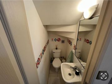 SE VENDE HERMOSA CASA