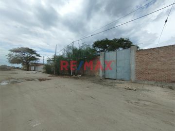 Venta De Terreno En Zona Industrial De Sullana A 200 Metros Del Grifo Kike // ID: 1134627