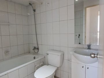 SE VENDE DEPARTAMENTO SAN PABLO 2966, 2 DORMITORIOS, 1 BAÑO, METRO QUINTA NORMAL.