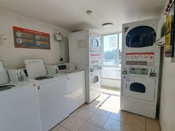 SE VENDE DEPARTAMENTO SAN PABLO 2966, 2 DORMITORIOS, 1 BAÑO, METRO QUINTA NORMAL.