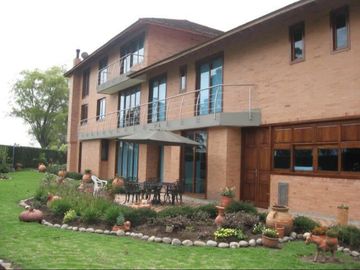 VENTA EXCELENTE CASA QUINTA EN FUNZA