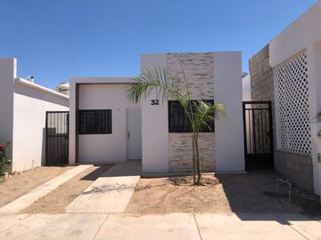 CASA EN VENTA EN ACACIA AMARILLA #32, Colonia Acacia Residencial, C.P. 83177