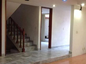 VENDO PROPIEDAD EN   Pantepec 28, Coapa, Cafetales I, Coyoacán, 04918 Ciudad de México, CDMX