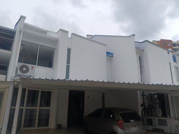 VENTA CASA RINCON DE CIUDAD JARDIN