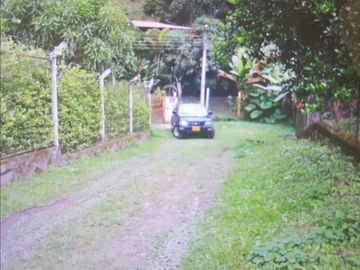 EXCELENTE FINCA VIA A LA MESA CUNDINAMARCA RENTABLE