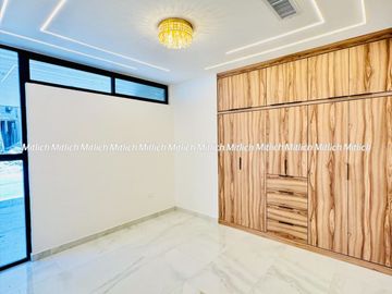 CASA EN VENTA  FRACC. ALTOZANO $5,520,000.