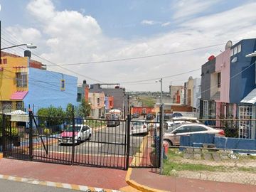 SK14-Casa en remate bancario en Lago Malar 80, Cantaros III, Lomas de Guadalupe, 54416 Cdad. Nicolás Romero, Méx.