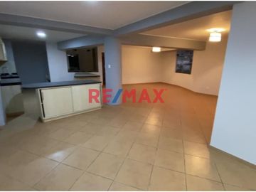 Venta De Departamento En Las Lomas De La Molina