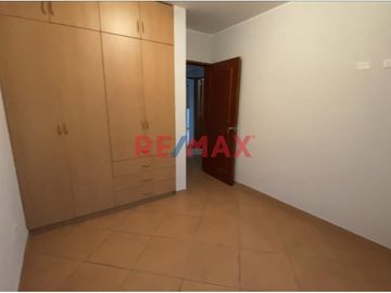 Venta De Departamento En Las Lomas De La Molina