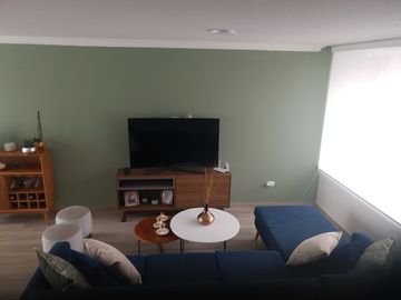Venta de Casa, Tumbaco, Excelente ubicación, Conjunto Privado con seguridad 24/7