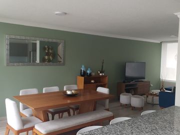 Venta de Casa, Tumbaco, Excelente ubicación, Conjunto Privado con seguridad 24/7
