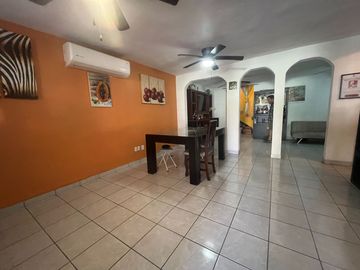 VENDO CASA EN PUERTO VALLARTA, COL. VALLE DORADO, NAYARIT