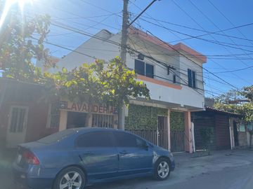 VENDO CASA EN PUERTO VALLARTA, COL. VALLE DORADO, NAYARIT