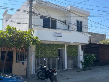 VENDO CASA EN PUERTO VALLARTA, COL. VALLE DORADO, NAYARIT