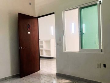 VENDO CASA EN PUERTO VALLARTA, COL. VALLE DORADO, NAYARIT