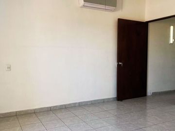 VENDO CASA EN PUERTO VALLARTA, COL. VALLE DORADO, NAYARIT