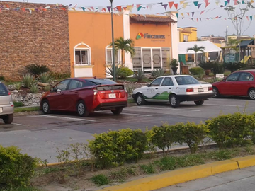 ¡OPORTUNIDAD ÚNICA! VENTA DE CASA EN FINCA LOS LIRIOS, LAS FINCAS RESIDENCIAL, POZA RICA