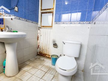 CASA UBICADA EN EL CENTRO DE PACHUCA, BARRIO SAN CLEMENTE PARTE ALTA.