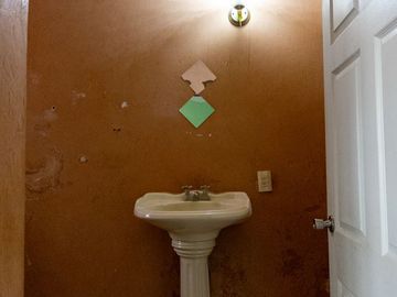 CASA UBICADA EN EL CENTRO DE PACHUCA, BARRIO SAN CLEMENTE PARTE ALTA.