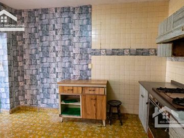 CASA UBICADA EN EL CENTRO DE PACHUCA, BARRIO SAN CLEMENTE PARTE ALTA.