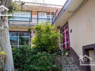 CASA UBICADA EN EL CENTRO DE PACHUCA, BARRIO SAN CLEMENTE PARTE ALTA.