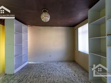 CASA UBICADA EN EL CENTRO DE PACHUCA, BARRIO SAN CLEMENTE PARTE ALTA.
