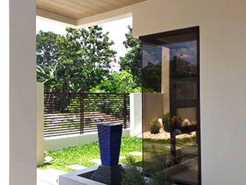 3 Storey House and Lot for sale in Filinvest 2 Batasan Hills near Commonwealth Quezon City