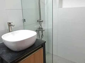 3 Storey House and Lot for sale in Filinvest 2 Batasan Hills near Commonwealth Quezon City