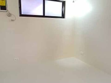 3 Storey House and Lot for sale in Filinvest 2 Batasan Hills near Commonwealth Quezon City