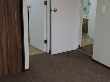 DEPTO 2D 2B CON EST Y BD, SECTOR RESIDENCIAL, CAMINO LOS INGLES VALPO EN $105.990.000
