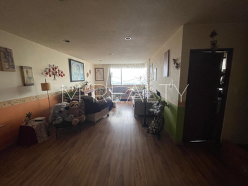 Casa en venta en Lomas de Valle Dorado